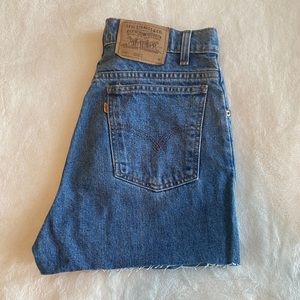 VINTAGE LEVI shorts